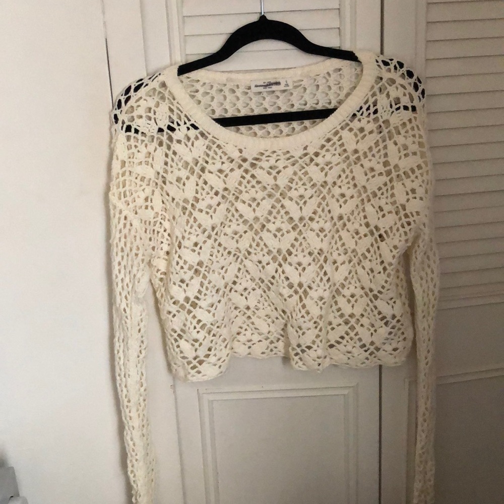 Abercrombie crop sweater